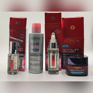 L'Oreal Revitalift Skincare Set -
